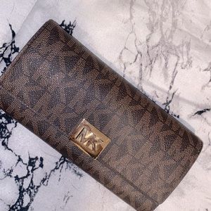 Michael Kors wallet